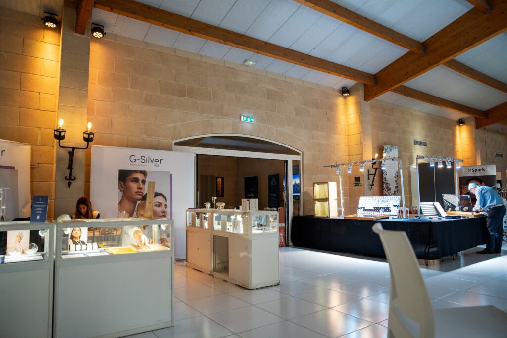 Location ecran Bordeaux pour un salon - Eventech