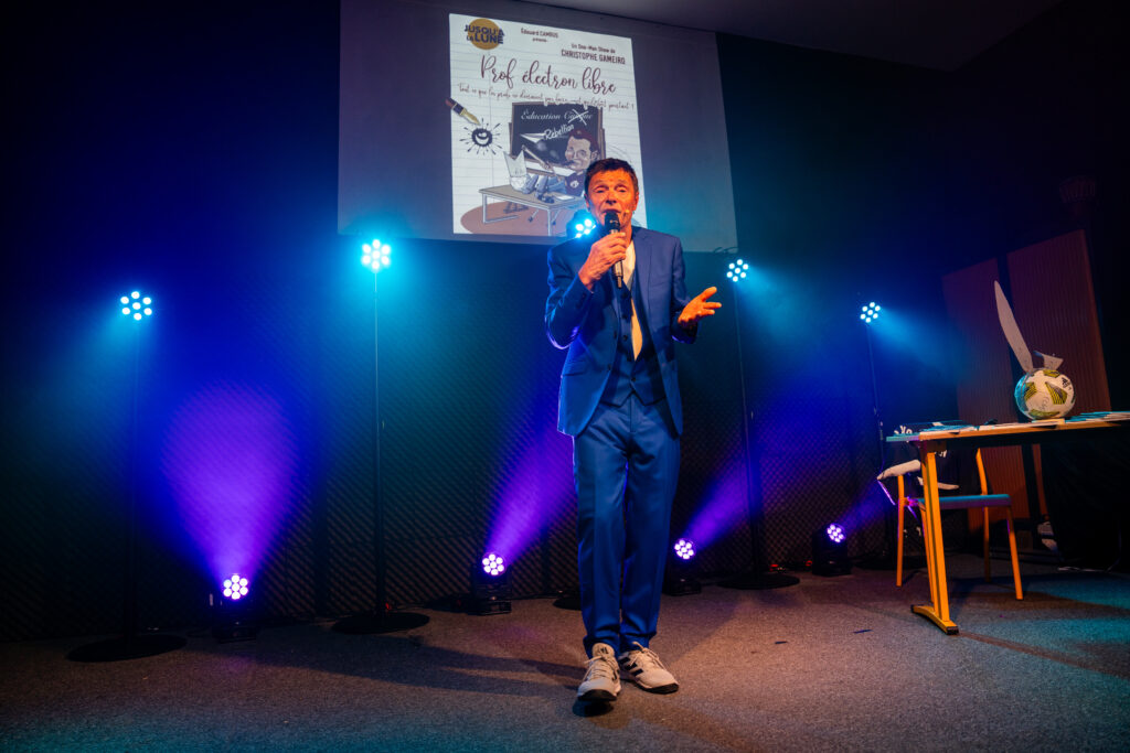 Prestataire technique son & lumière à Pessac - One man show Christophe Gameiro 2025