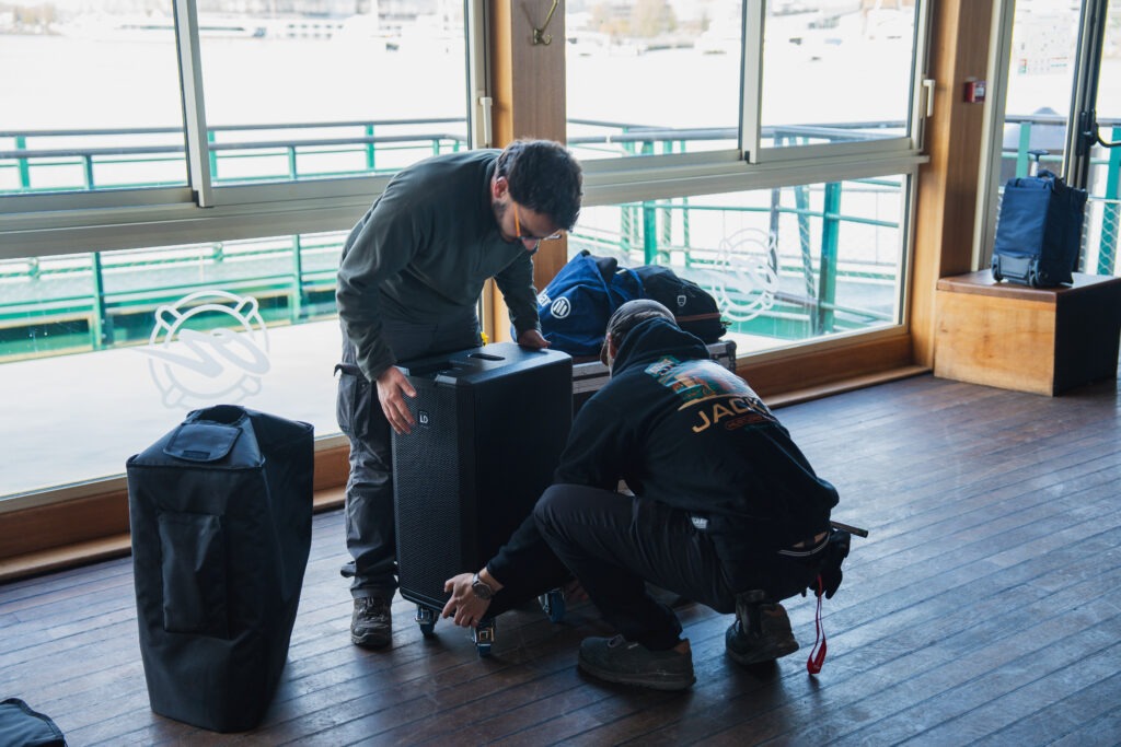 Son, éclairage, vidéo à Bordeaux avec Éventech - Prestataire technique événementiel
