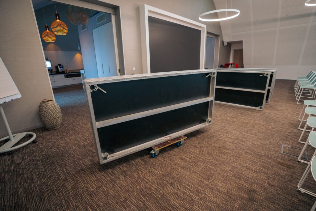 Sonorisation et installation technique pour une conférence Optic 2000 à Bordeaux