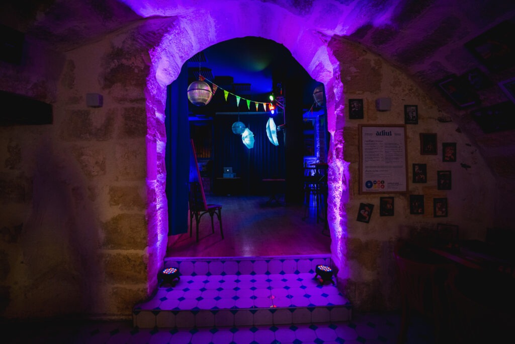 mise en lumière bar ADIU Bordeaux soirée entreprise ambiance