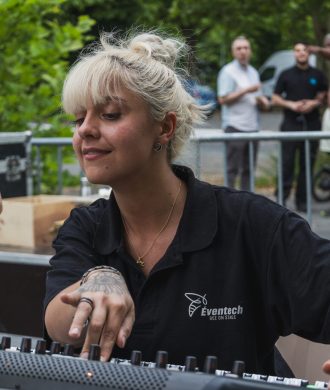 Eventech Prestataire technique Bordeaux : Sonorisation, lumière et vidéo